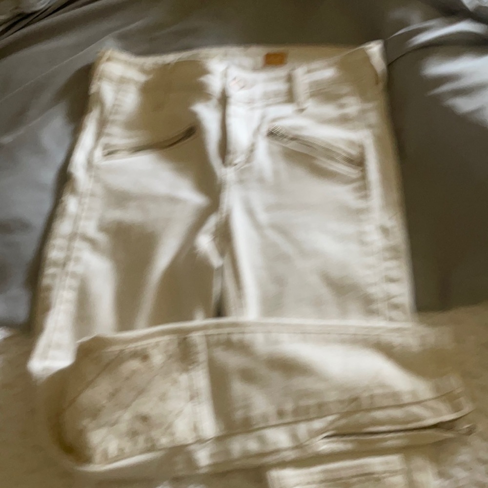 Pilcro cream color jeans